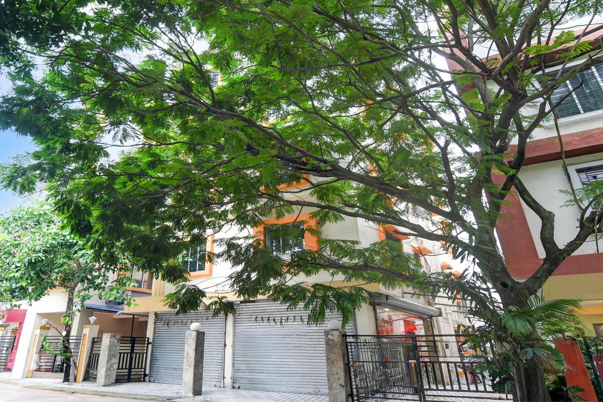Super Collection O New Town Near Om Sweets Formerly Shiva Inn Calcutá Exterior foto